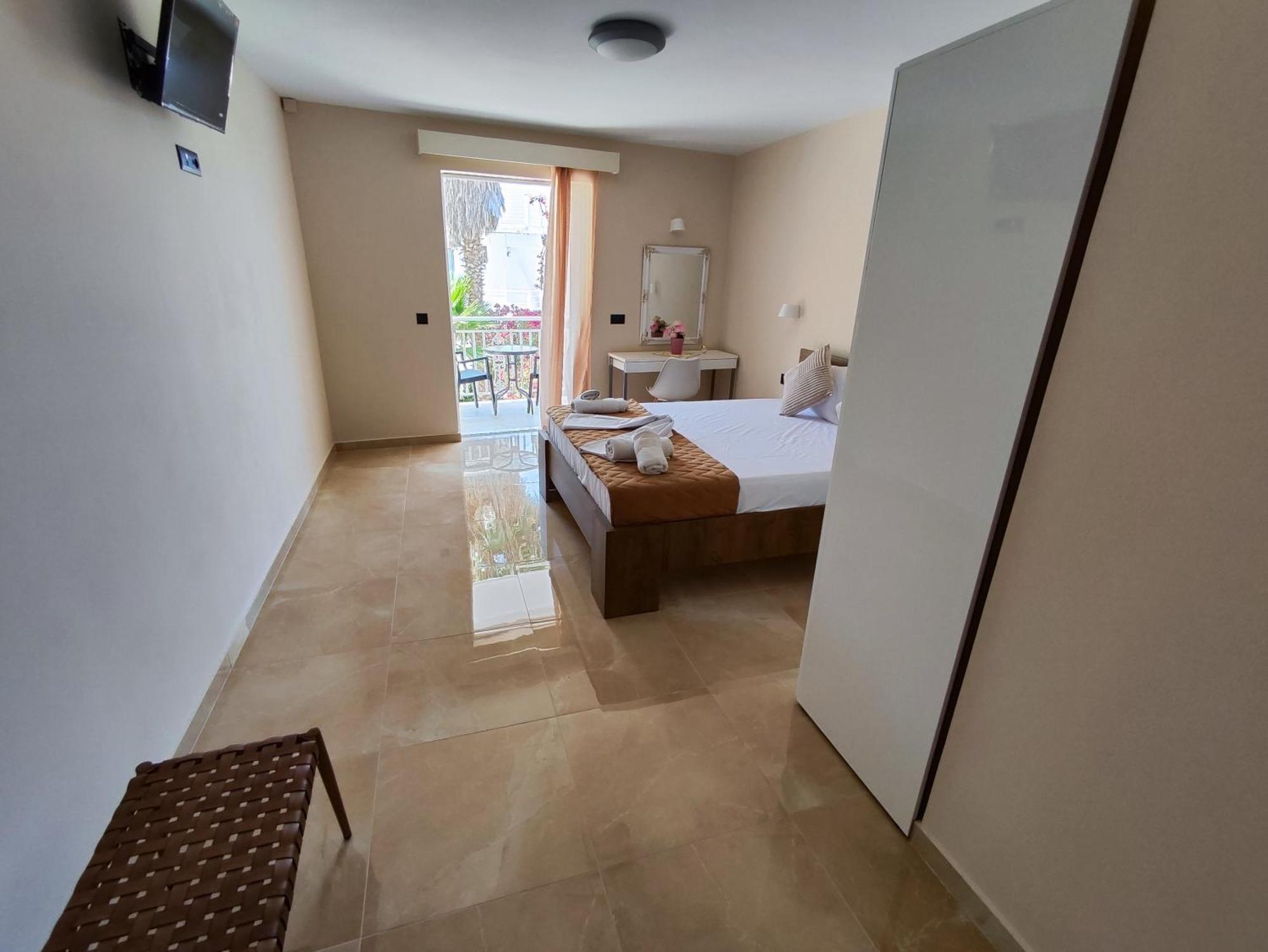 Yanna Studios & Apartments 蒂锡利维 外观 照片