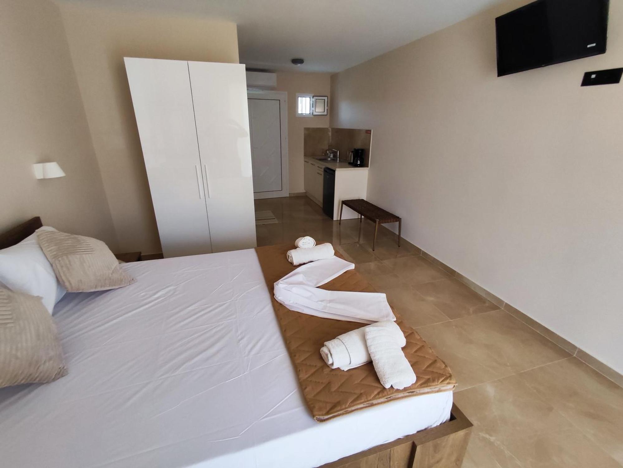Yanna Studios & Apartments 蒂锡利维 外观 照片