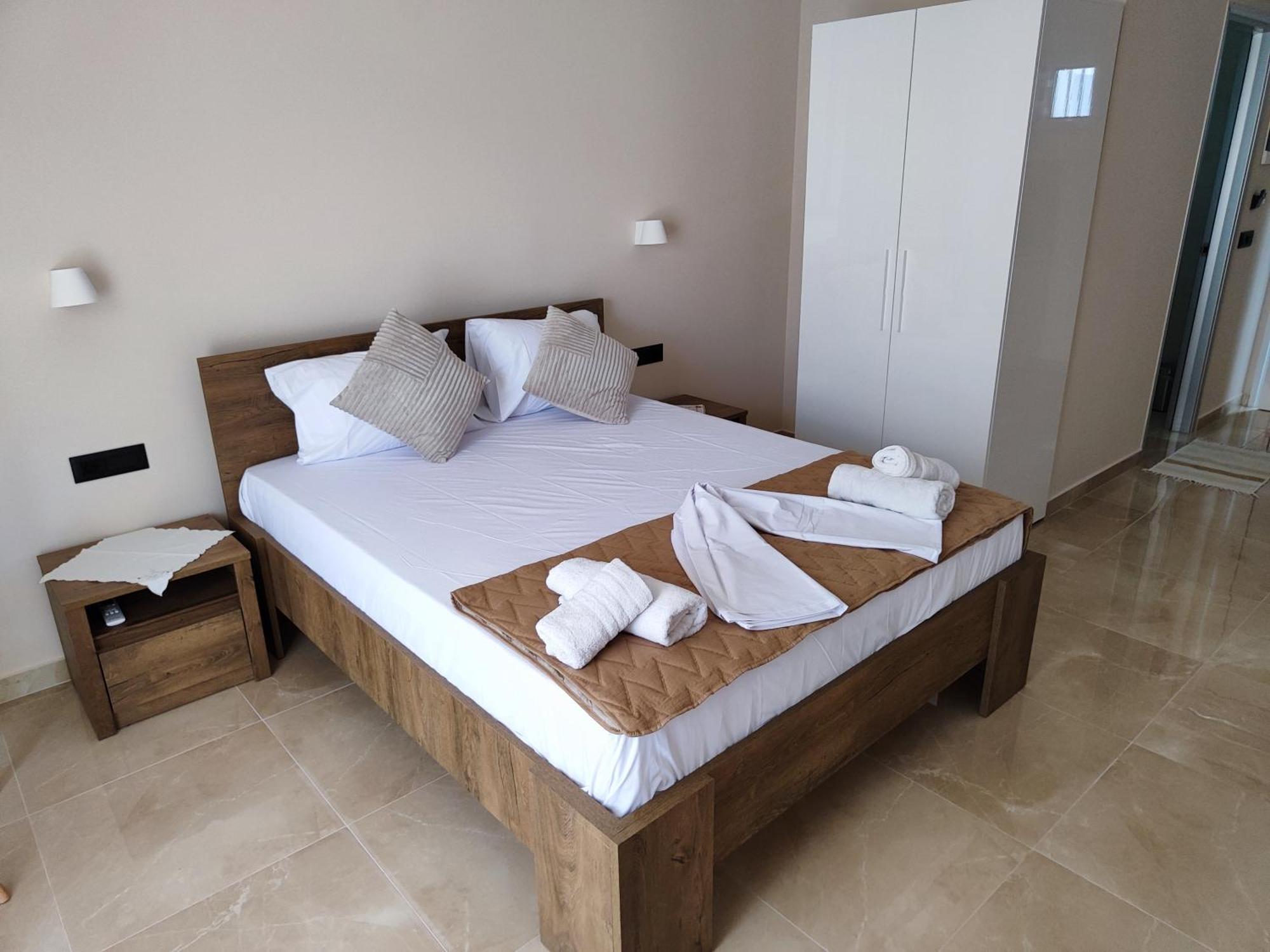 Yanna Studios & Apartments 蒂锡利维 外观 照片