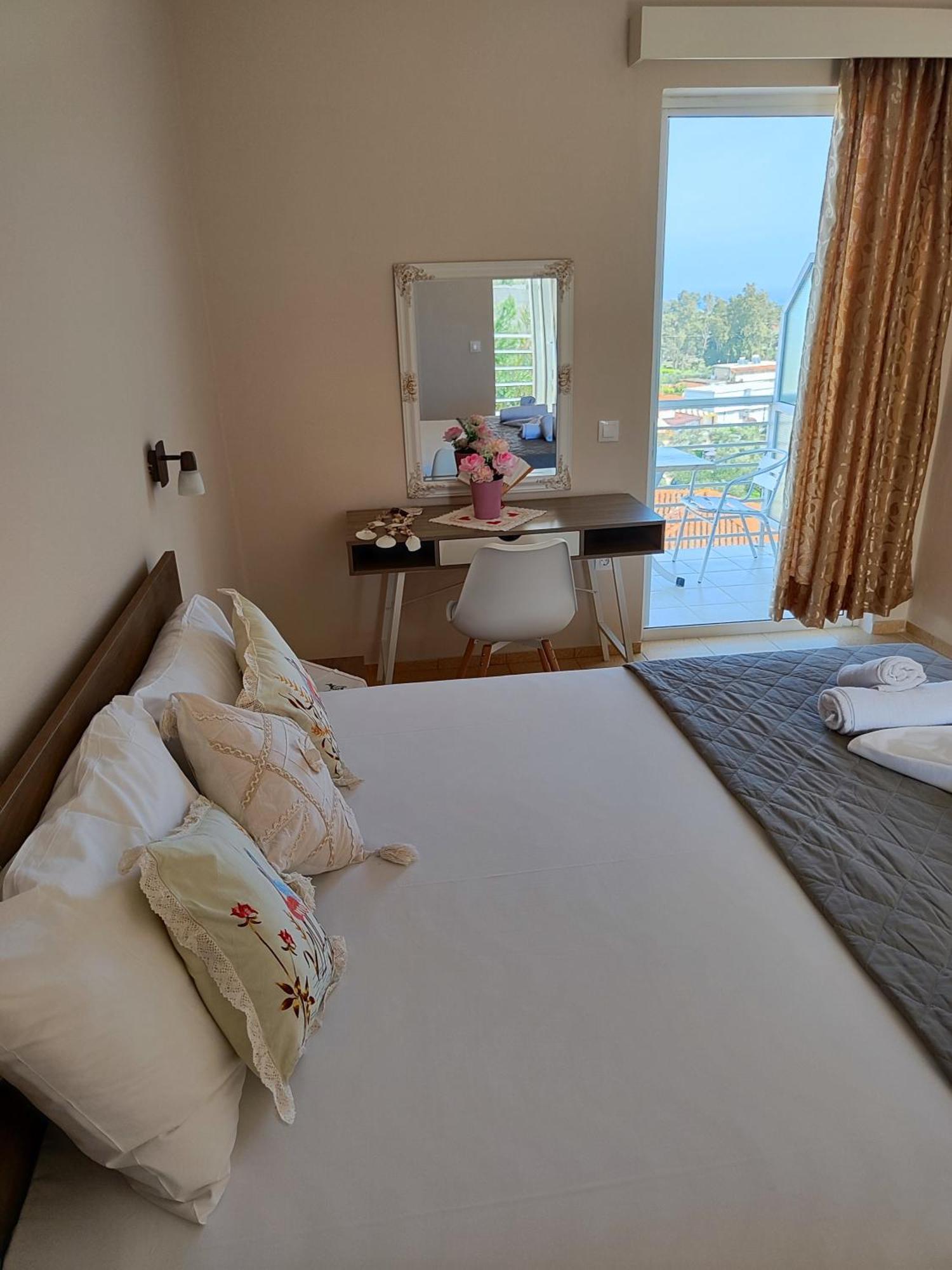 Yanna Studios & Apartments 蒂锡利维 外观 照片