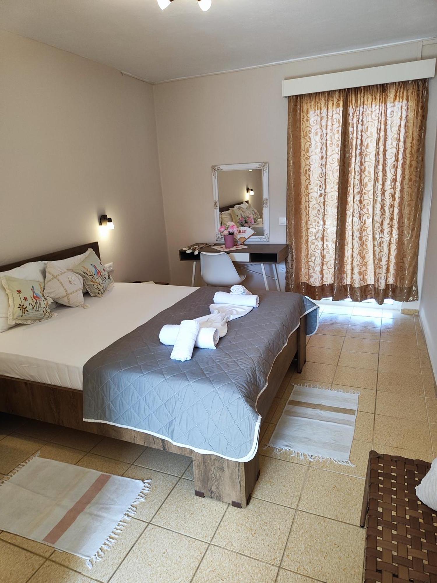 Yanna Studios & Apartments 蒂锡利维 外观 照片